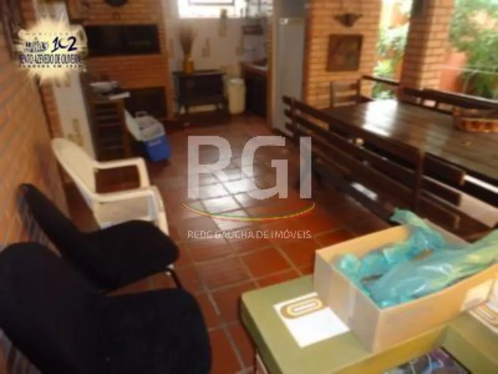 Casa, 4 quartos, 330 m² - Foto 1