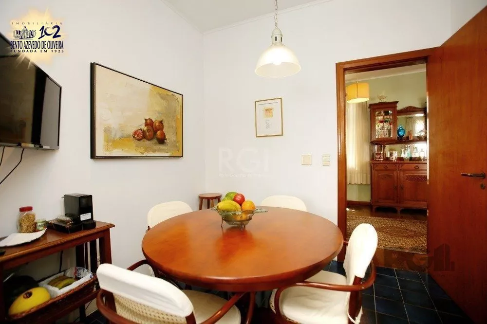 Casa, 3 quartos, 240 m² - Foto 1