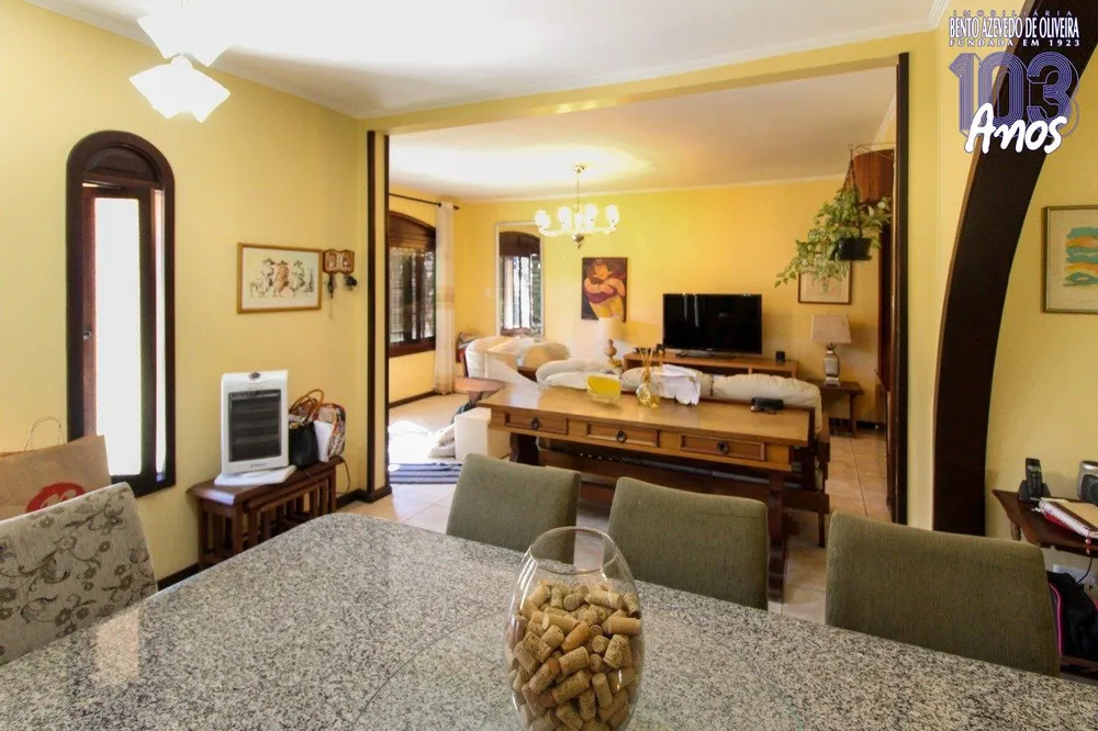 Casa, 6 quartos, 405 m² - Foto 1
