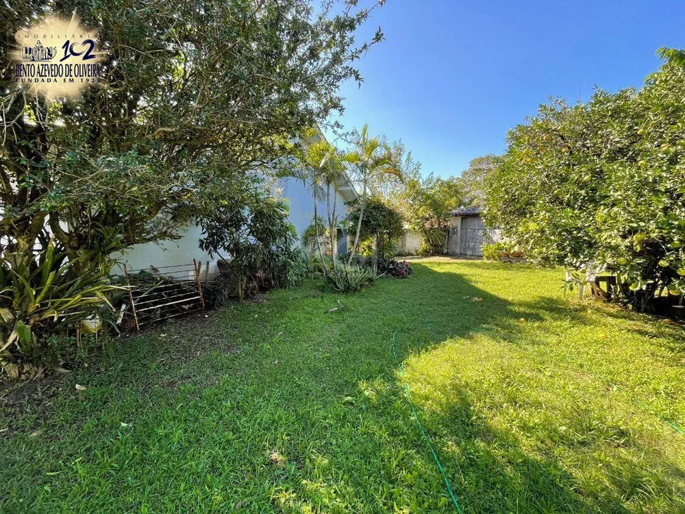 Casa, 3 quartos, 196 m² - Foto 1