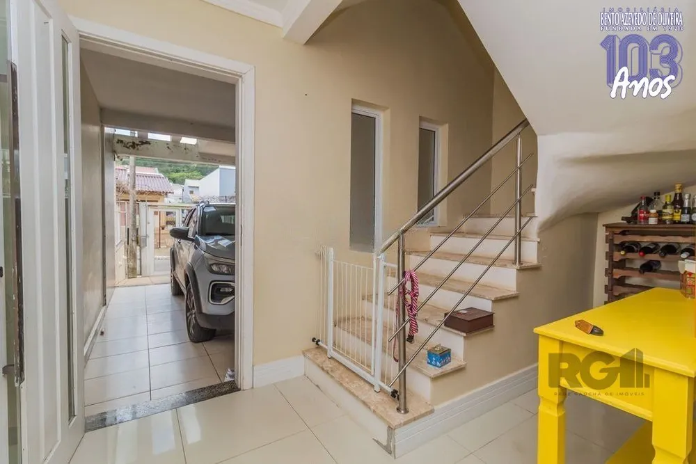 Casa, 5 quartos, 245 m² - Foto 2