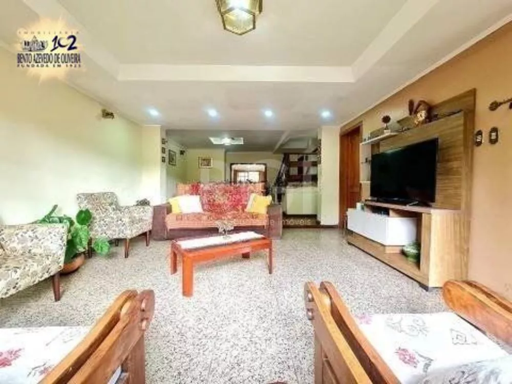 Casa, 3 quartos, 388 m² - Foto 1