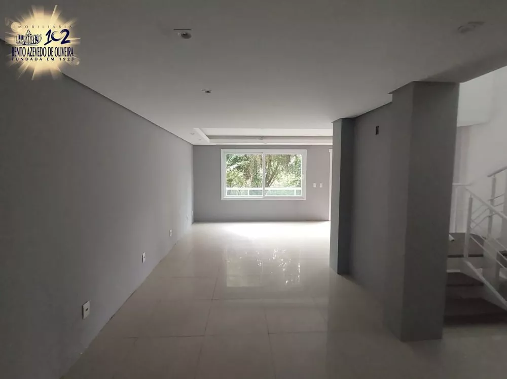 Casa, 3 quartos, 223 m² - Foto 2