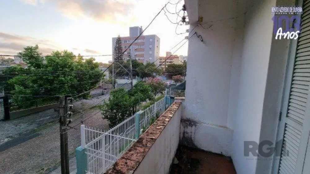 Casa, 3 quartos, 215 m² - Foto 1