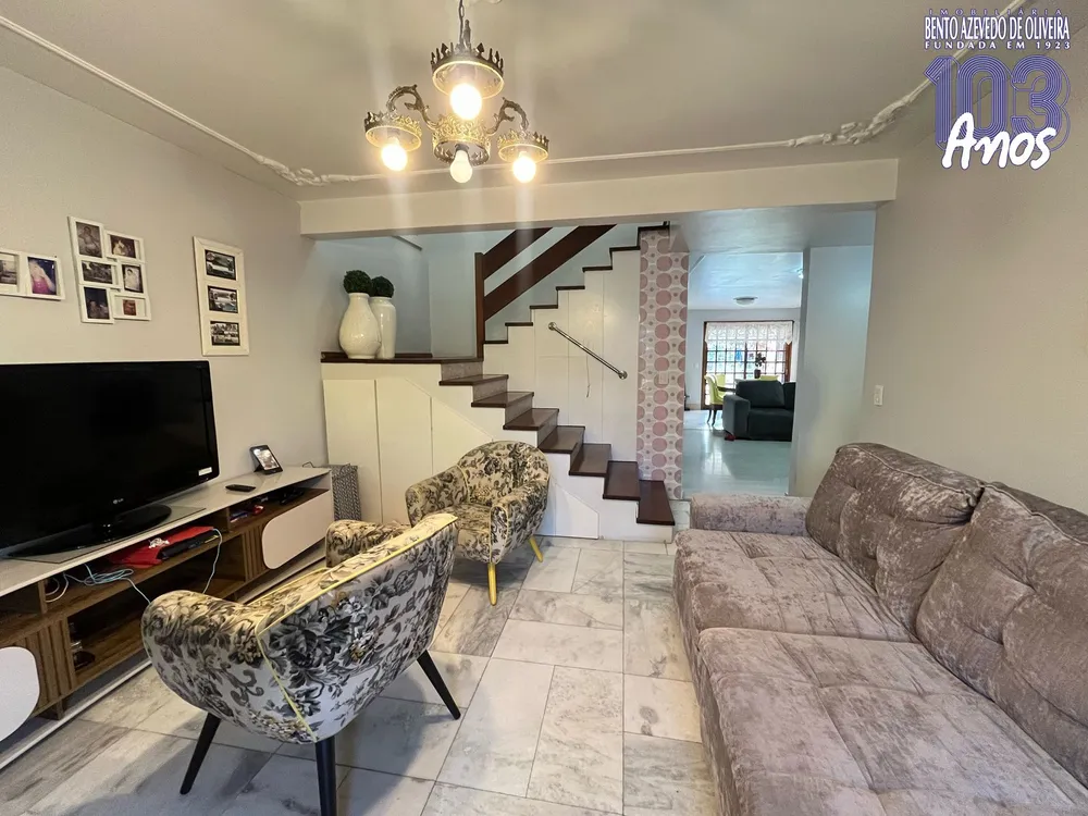 Casa, 4 quartos, 227 m² - Foto 2