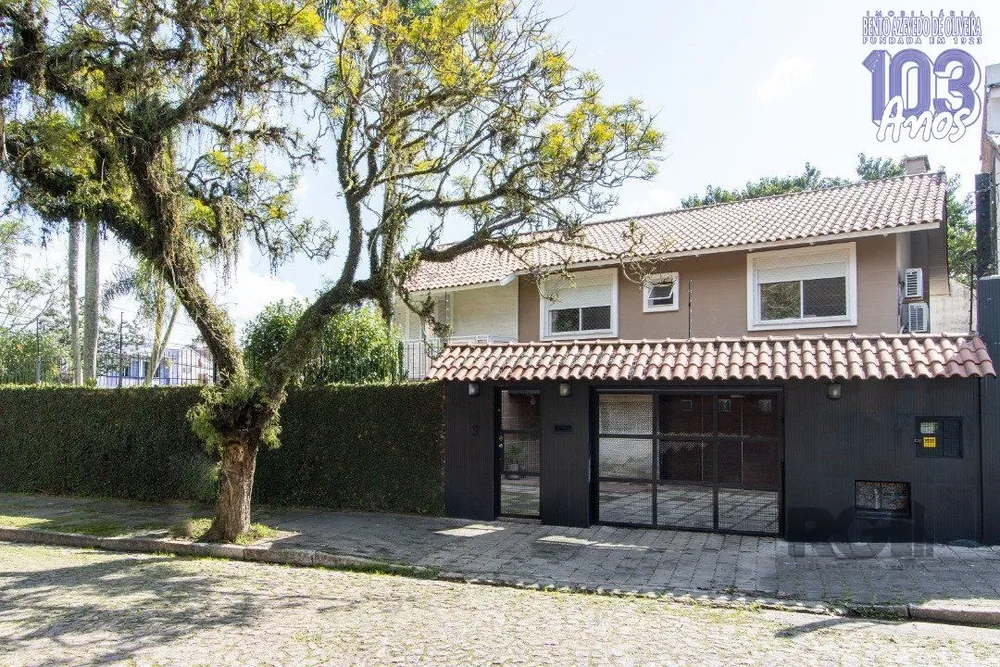 Casa, 4 quartos, 280 m² - Foto 1