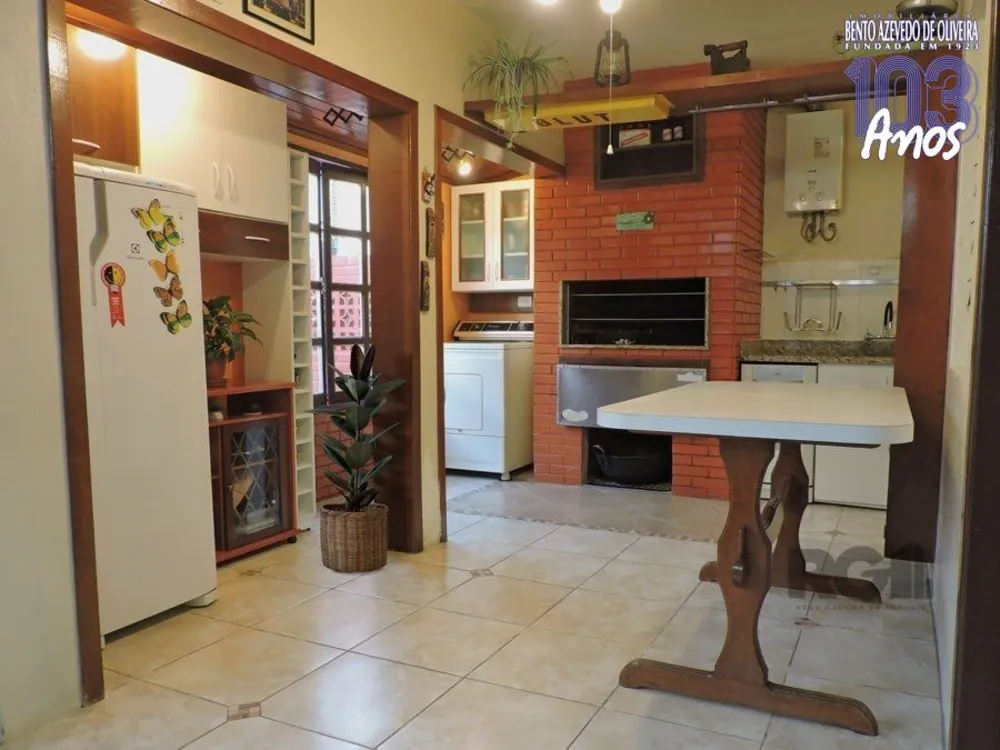 Casa, 4 quartos, 218 m² - Foto 4