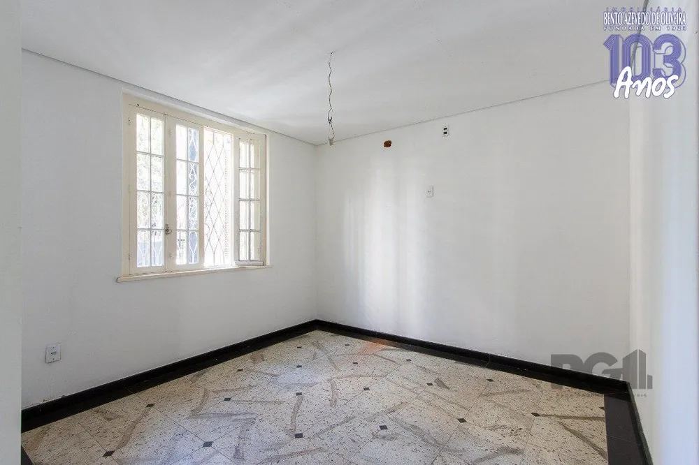 Casa, 3 quartos, 280 m² - Foto 1