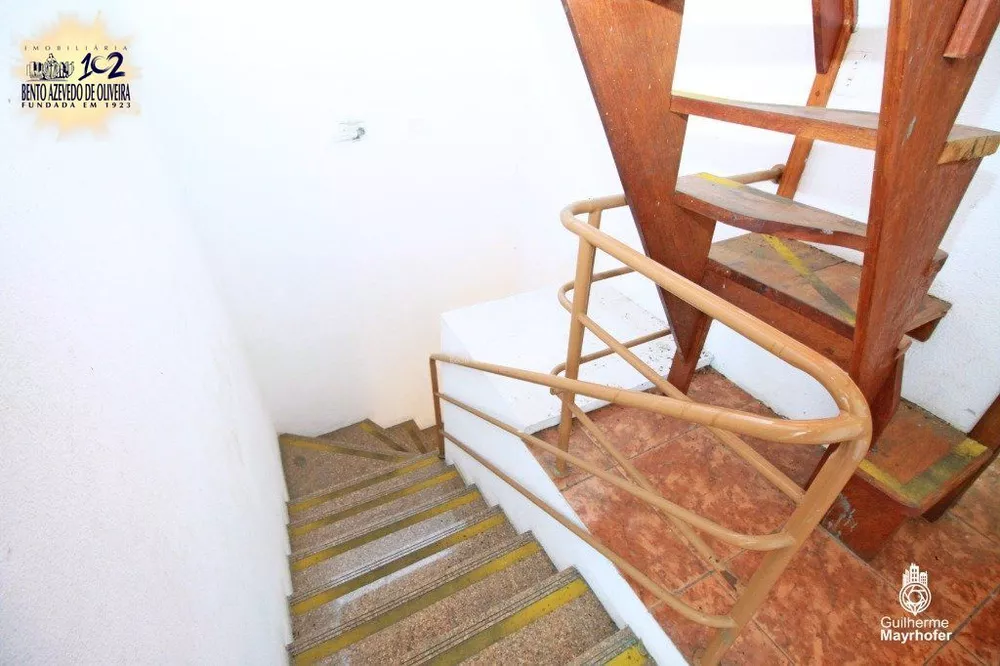 Casa, 3 quartos, 258 m² - Foto 1