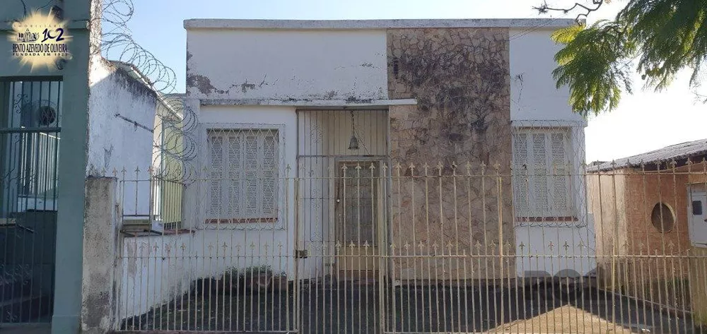 Casa, 4 quartos, 174 m² - Foto 1