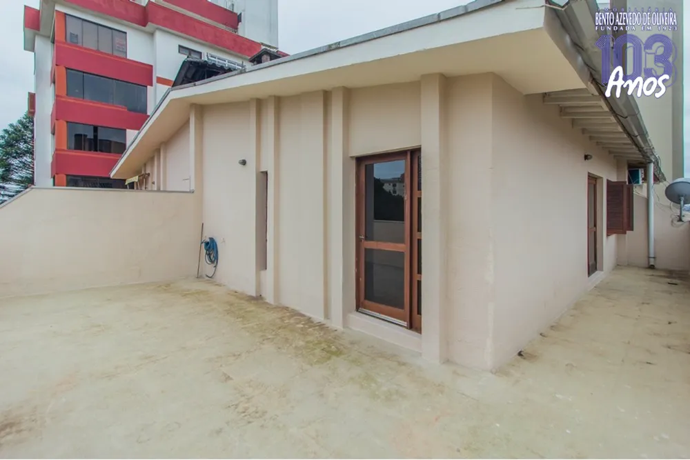 Cobertura, 3 quartos, 210 m² - Foto 3