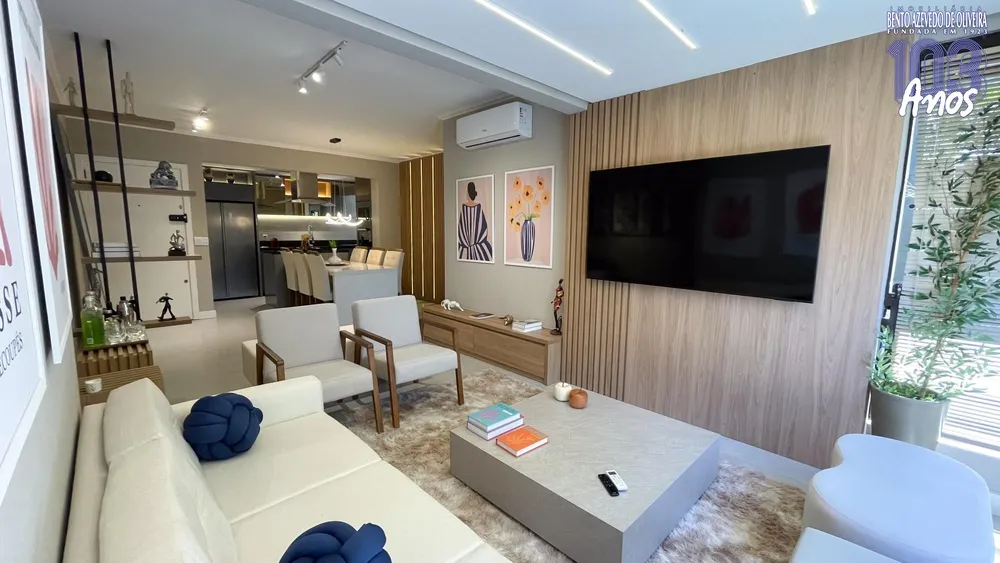Apartamento, 3 quartos, 100 m² - Foto 1