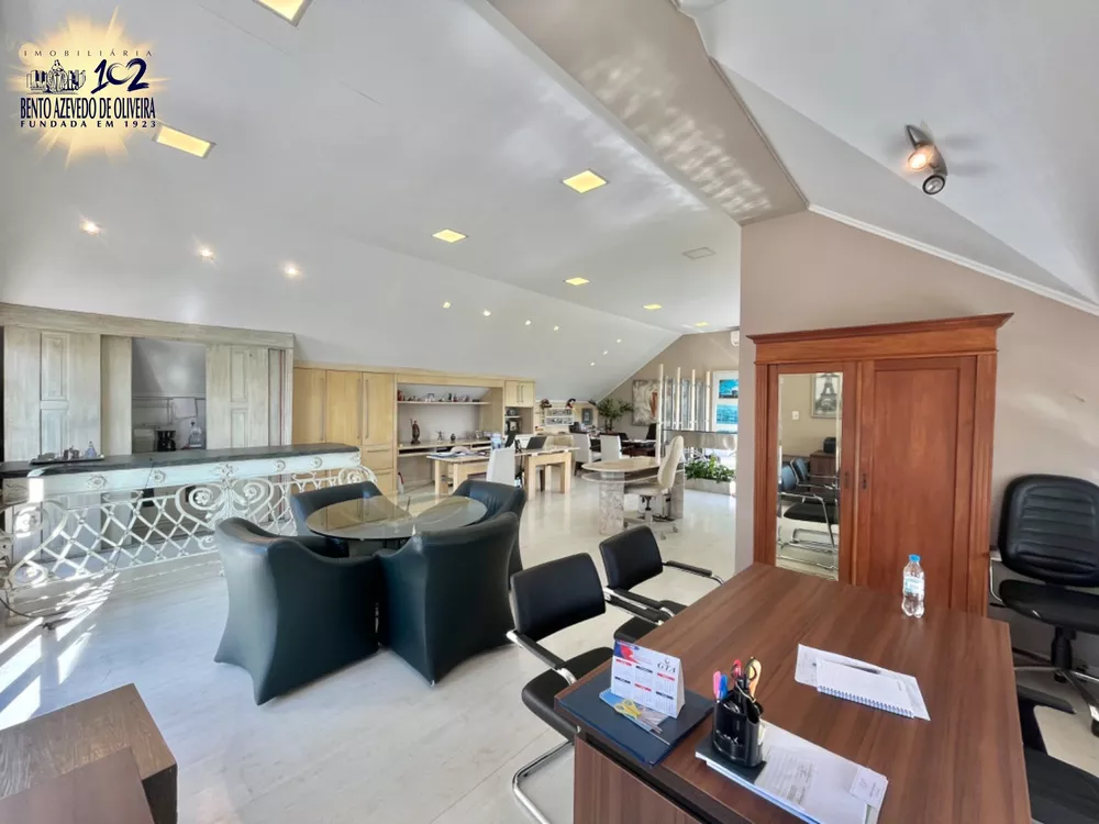 Casa, 3 quartos, 307 m² - Foto 2