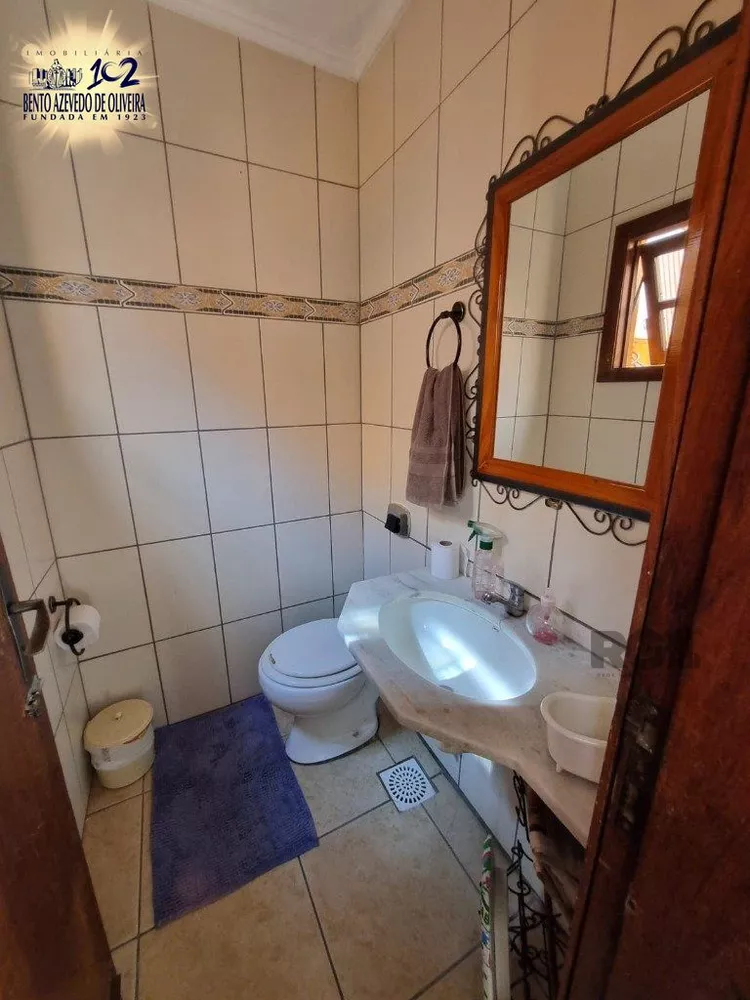 Casa, 5 quartos, 228 m² - Foto 2
