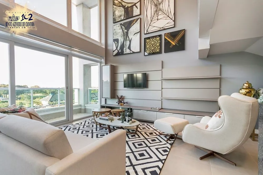 Apartamento, 3 quartos, 194 m² - Foto 1