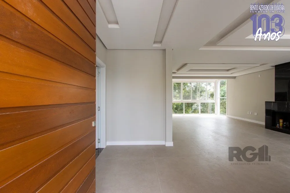 Casa, 3 quartos, 260 m² - Foto 1