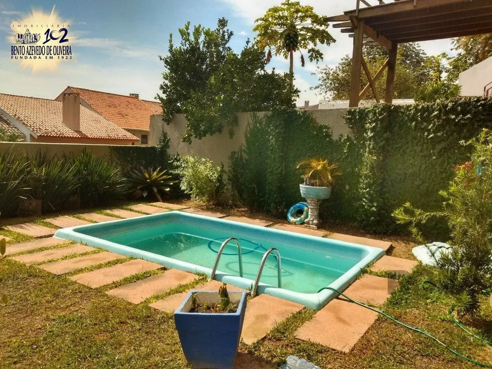 Casa, 4 quartos, 226 m² - Foto 2