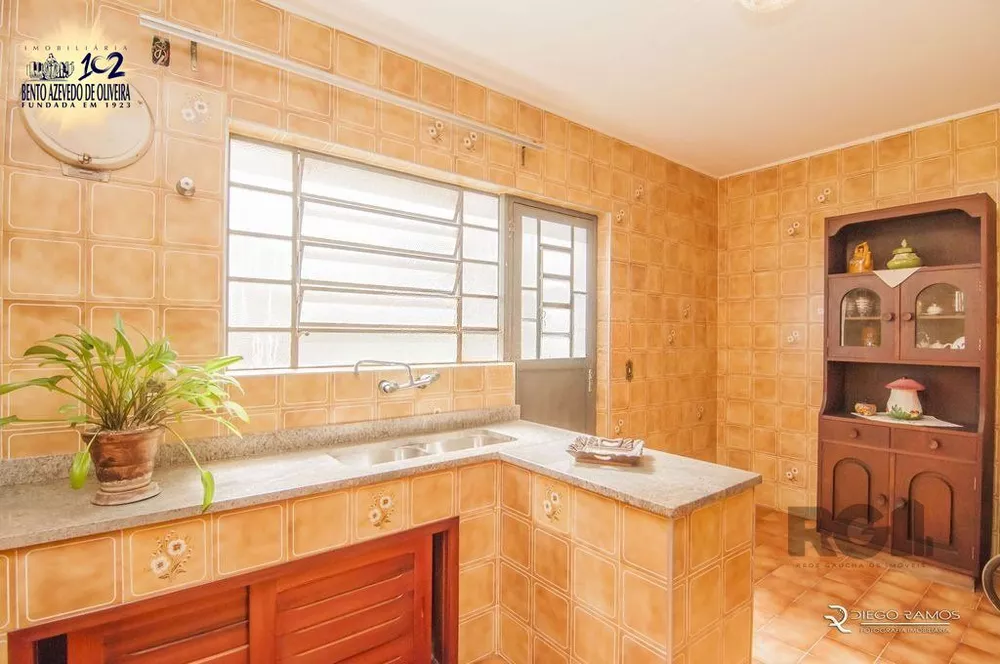 Casa, 3 quartos, 220 m² - Foto 1