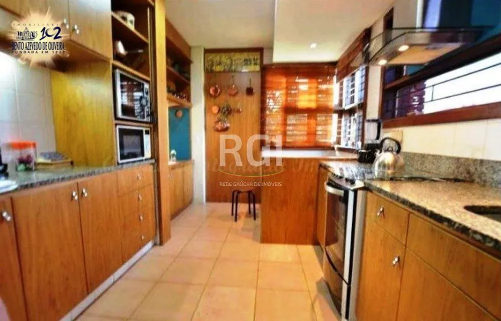 Casa, 3 quartos, 276 m² - Foto 1
