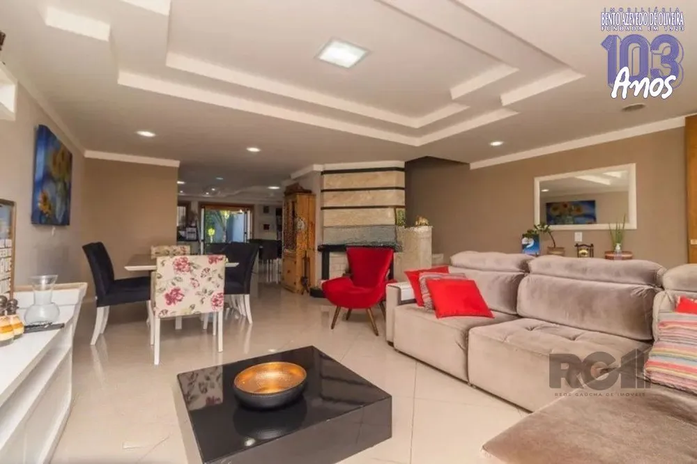 Casa, 3 quartos, 180 m² - Foto 1