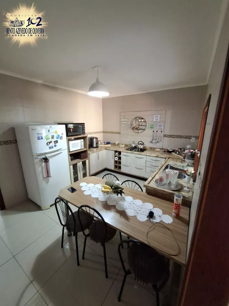 Casa, 4 quartos, 254 m² - Foto 3
