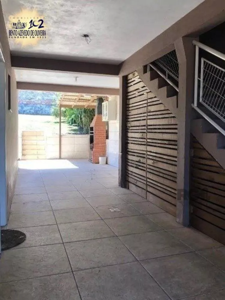 Casa, 4 quartos, 208 m² - Foto 2