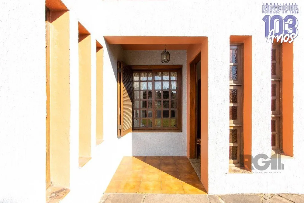 Casa, 3 quartos, 223 m² - Foto 1