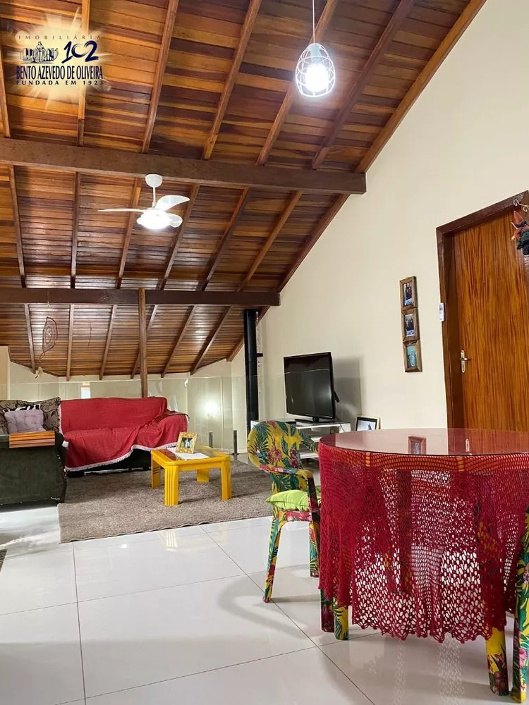 Casa, 3 quartos, 230 m² - Foto 3