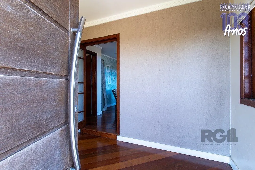 Casa, 3 quartos, 249 m² - Foto 1