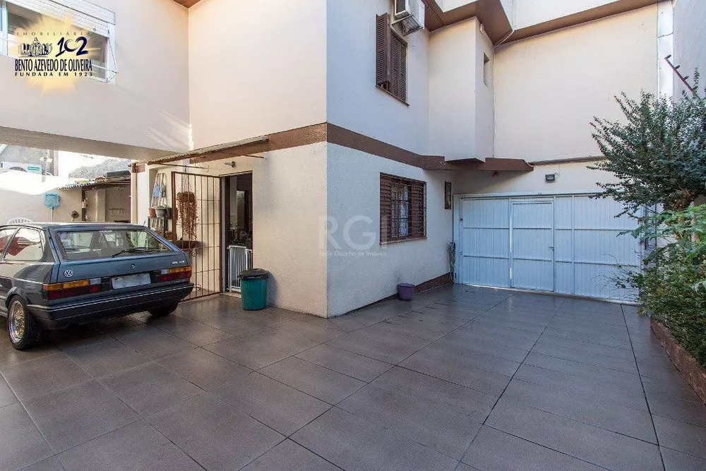 Casa, 4 quartos, 229 m² - Foto 1