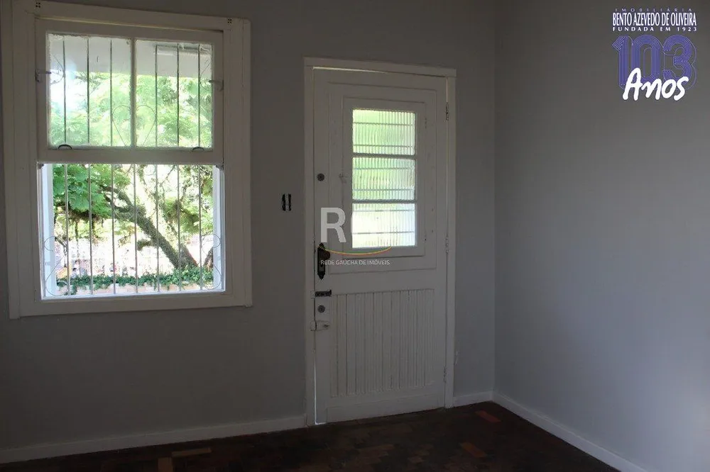 Casa, 6 quartos, 224 m² - Foto 1