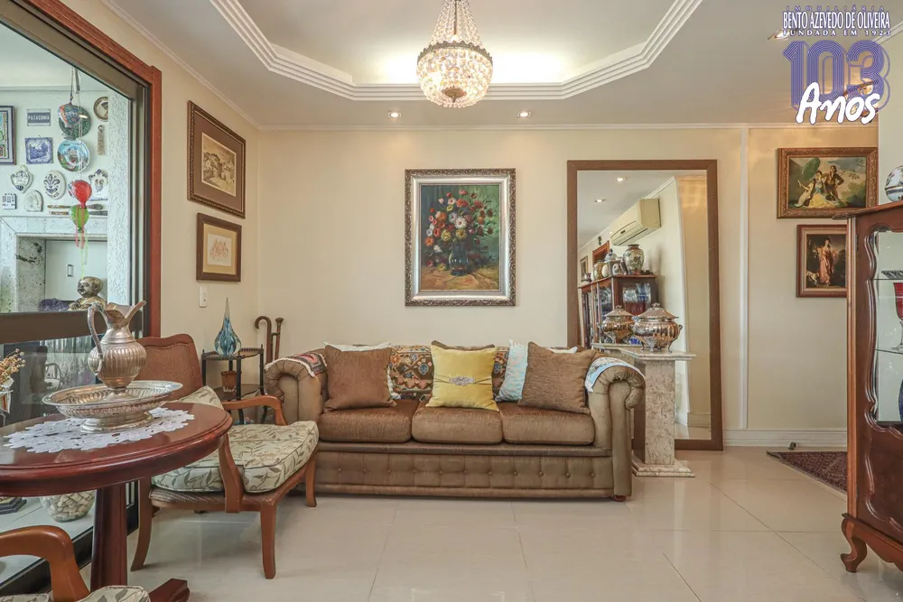 Apartamento, 3 quartos, 120 m² - Foto 1