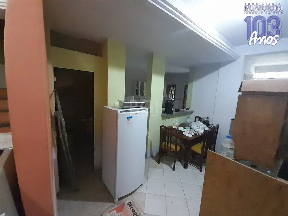 Casa, 3 quartos, 224 m² - Foto 1