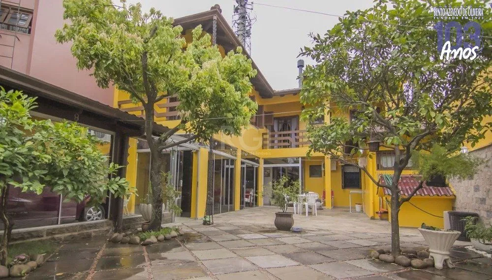 Casa, 4 quartos, 233 m² - Foto 1
