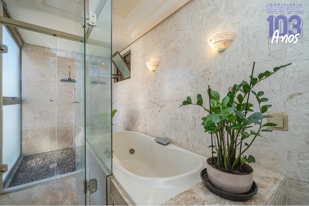 Cobertura, 4 quartos, 305 m² - Foto 2
