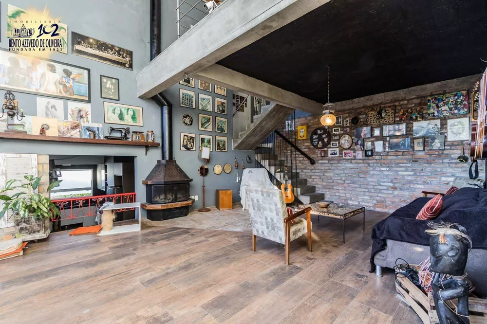 Casa, 3 quartos, 312 m² - Foto 1