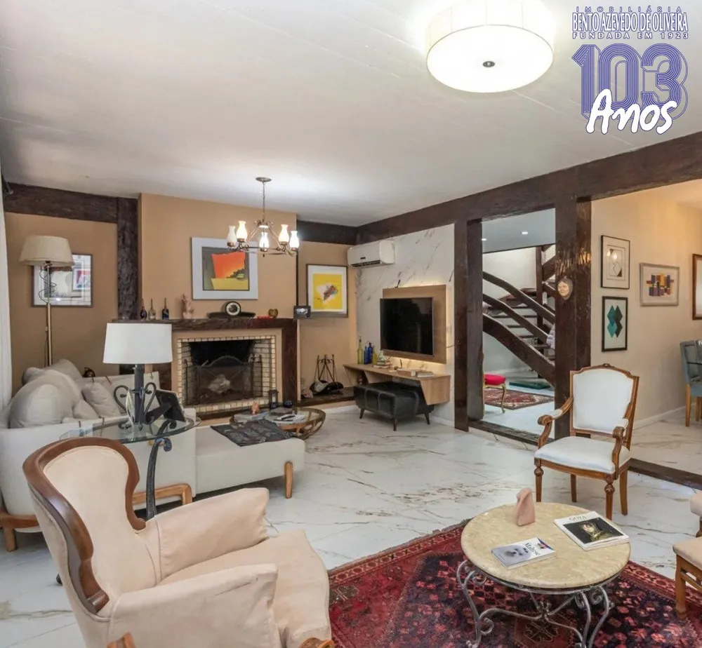 Casa, 3 quartos, 300 m² - Foto 1