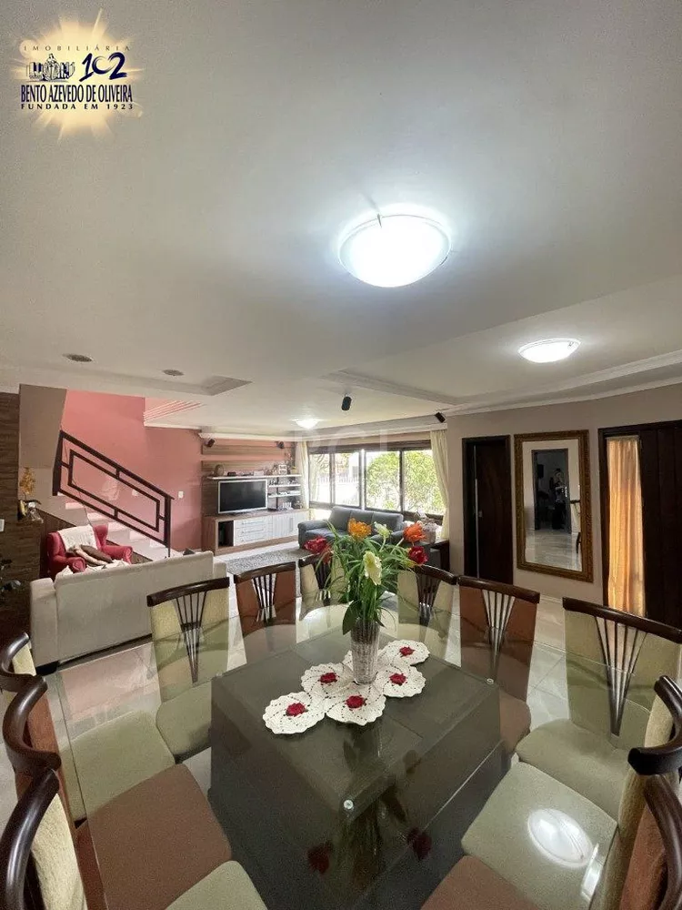 Casa, 4 quartos, 240 m² - Foto 6