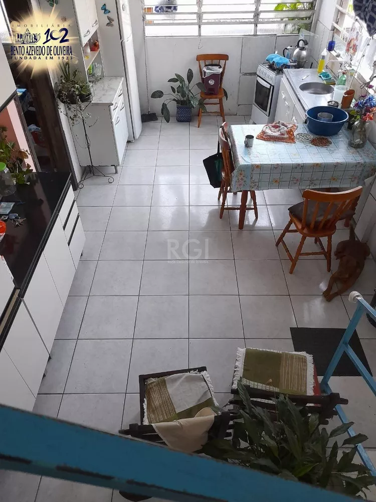 Casa, 4 quartos, 215 m² - Foto 1