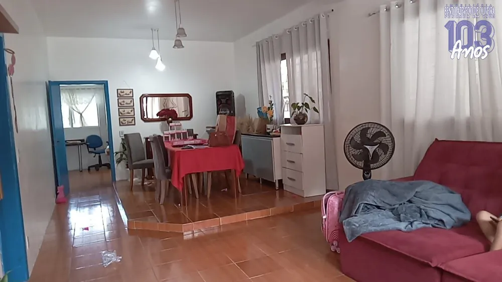Casa, 2 quartos, 111 m² - Foto 1