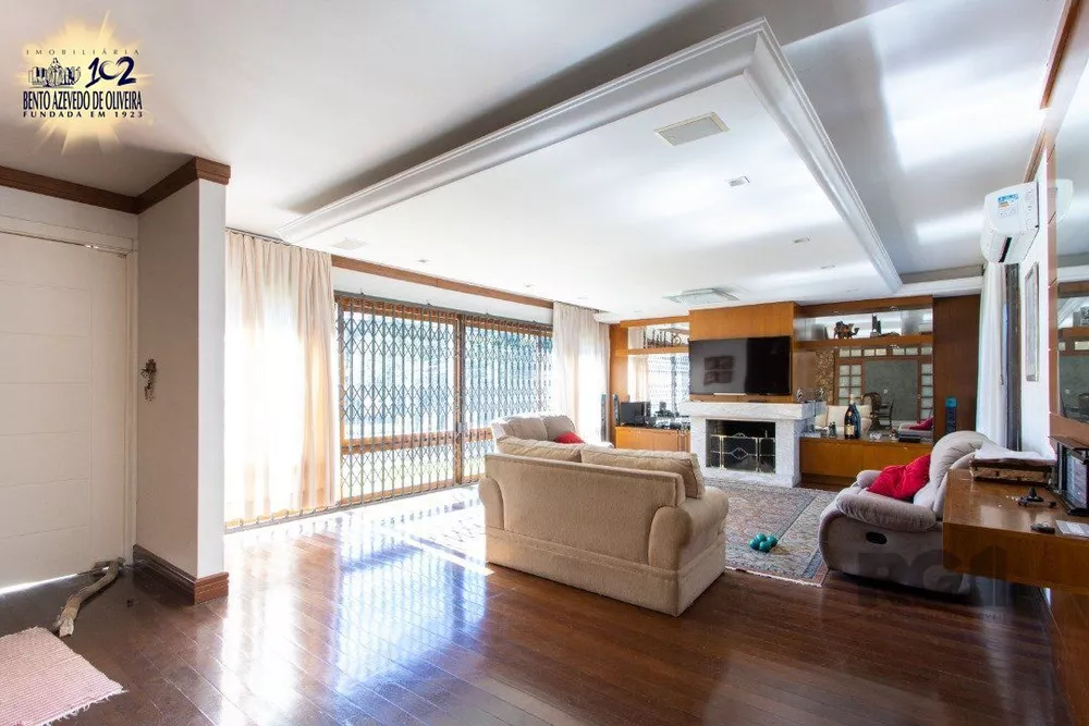 Casa, 3 quartos, 221 m² - Foto 3