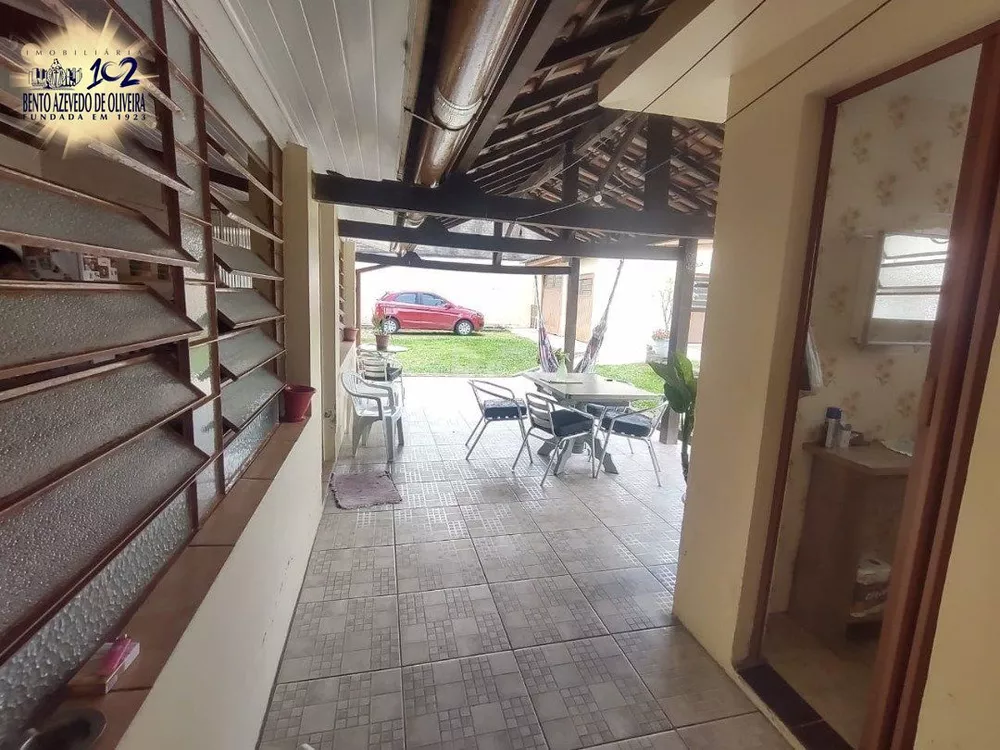 Casa, 3 quartos, 265 m² - Foto 1