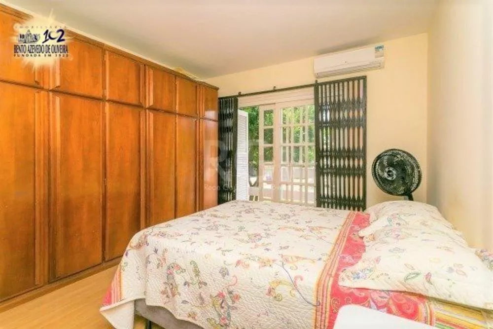 Casa, 4 quartos, 238 m² - Foto 2