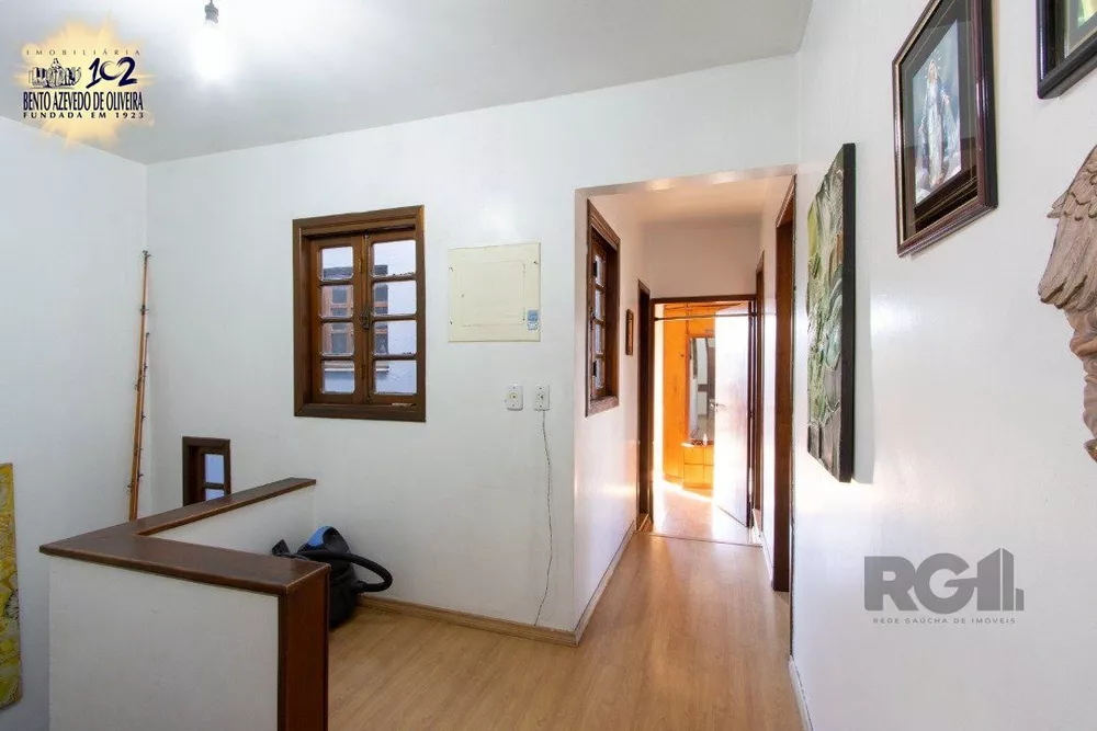 Casa, 3 quartos, 223 m² - Foto 1