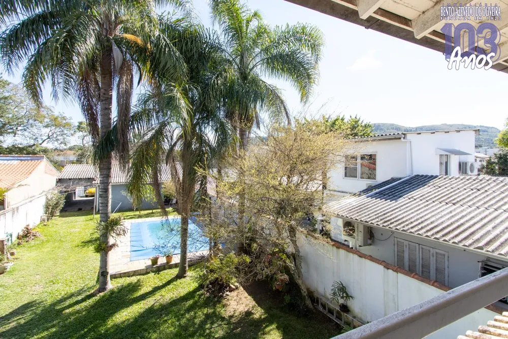 Casa, 4 quartos, 250 m² - Foto 1