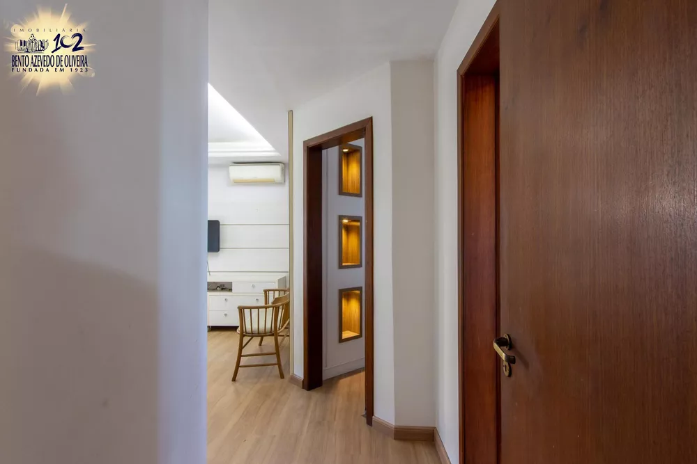 Casa, 4 quartos, 444 m² - Foto 1