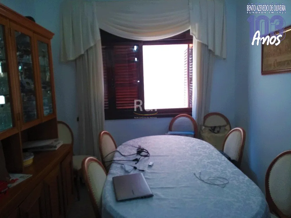 Casa, 4 quartos, 175 m² - Foto 1