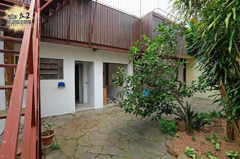 Casa, 5 quartos, 230 m² - Foto 2