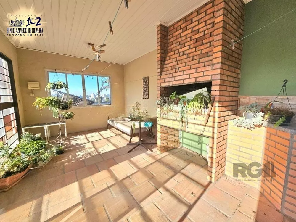 Casa, 4 quartos, 246 m² - Foto 2