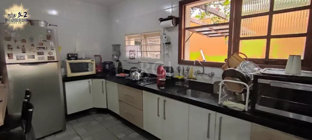 Casa, 3 quartos, 250 m² - Foto 2